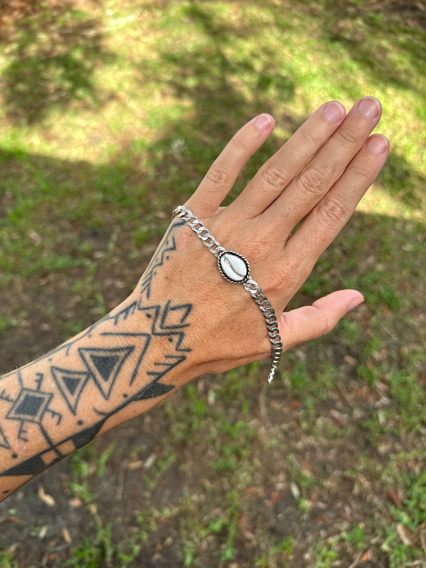 Cowrie Curb Chain Bracelet