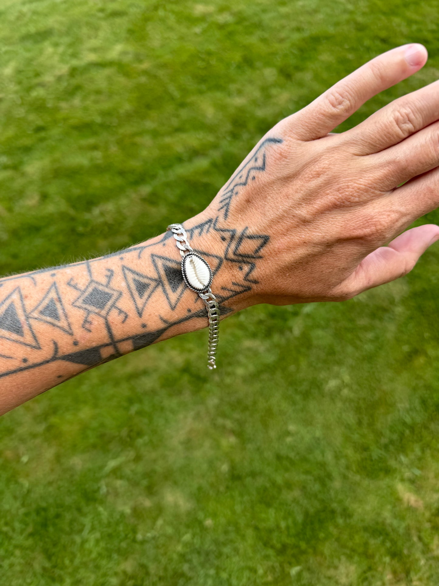 Cowrie Shell Curb Chain Bracelet